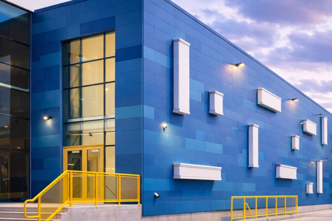 Commercial Bldg With Hardie Siding